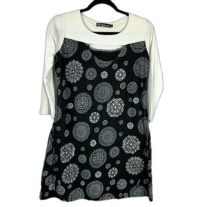 Leopards & Roses Mandala 3/4 Sleeves Black White Tunic Top Small